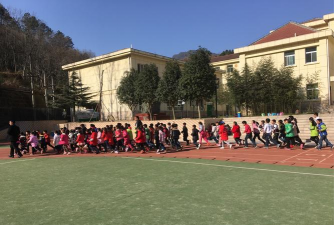 广坪中镇中心小学