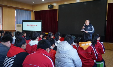 北京丰台区黄土岗中学