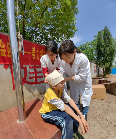 湖南省常德市汉寿县岩嘴乡松树村小学