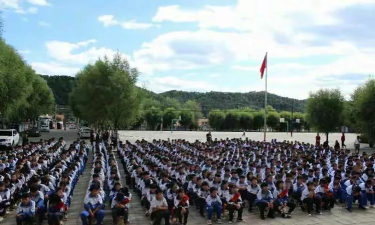 河北省承德市平泉县七沟中学