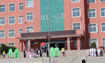 瓦房店市第三十三中学