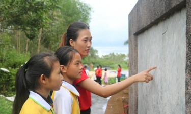石颈镇中心小学