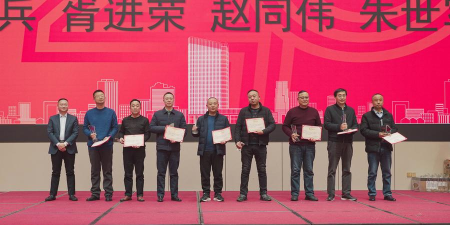 盐城鸿伟培训有限公司