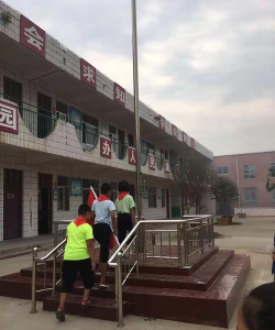 望田镇中心小学