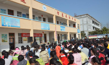 新野县溧河铺镇第二中心小学