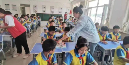 敖汉旗四道湾子镇四德堂中心中学