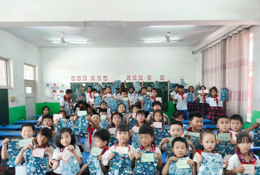 潘集区第二小学