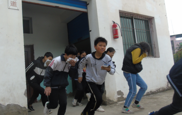 邻水县荆坪乡中心学校