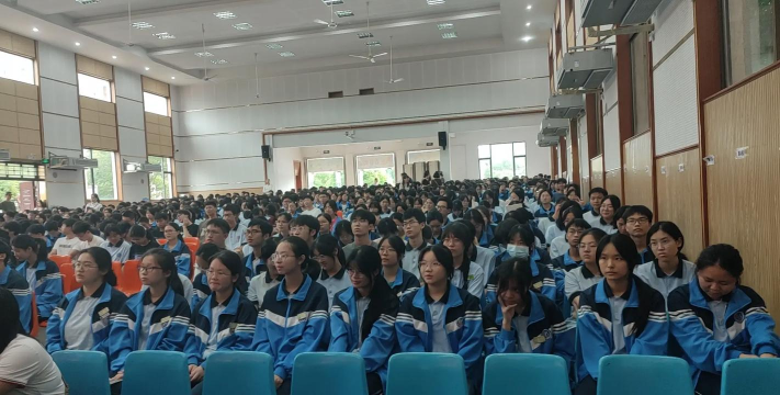 桂林市临桂县五通第二初级中学