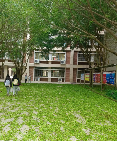 重庆市涪陵区江东中学校