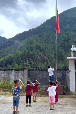 全军乡中心小学