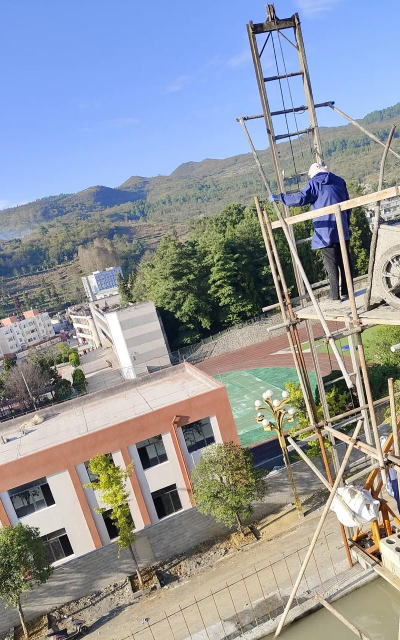 酉阳县兴隆初级中学校