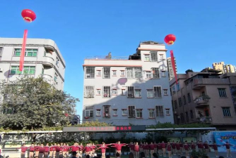 常平镇板石小学