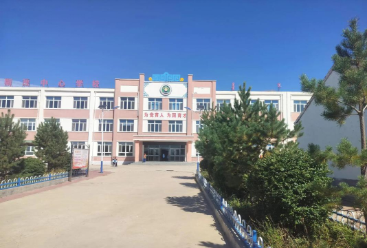 松原市宁江区毛都站镇中学