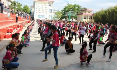 禄丰县高峰乡中心小学