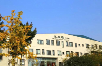 成都市都江堰外国语实验学校