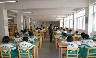 都江堰市幸福镇北街小学实验外国语学校