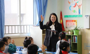 青岛香江路一小