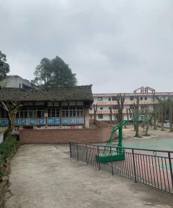 德阳市绵竹市什地镇中心校
