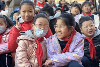 青岛市市南区镇江路小学