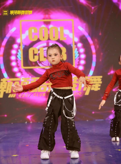 台州市黄岩潮领酷舞体育培训有限公司