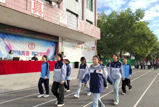 泰和县万合一中