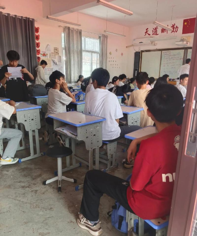 青町镇殷庙初级中学