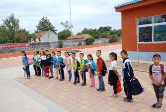 屏边县和平乡百福小学