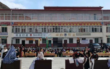 壤塘县上壤塘乡中心校