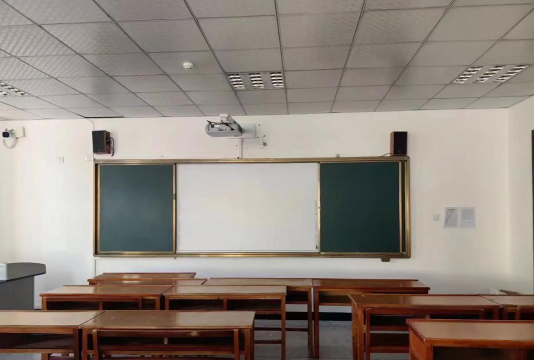 喇叭镇喇叭中学