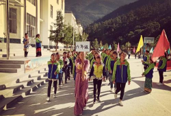 木里县唐央乡中心小学