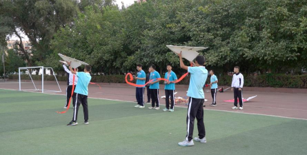 哈密市第五中学