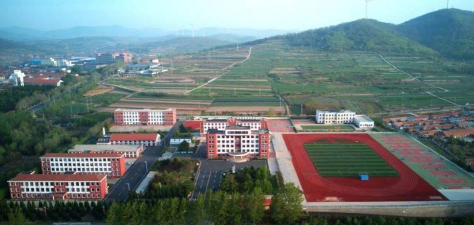 文登市张家产中学