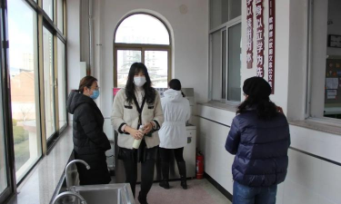 文登市七里汤中学