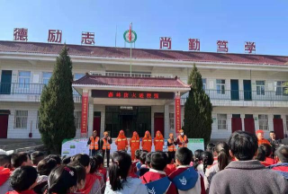 蒲城罕井镇东党中心小学