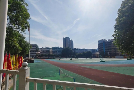 盐亭县城关初级中学