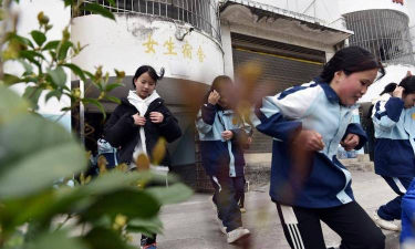 从江县下江镇下江中学