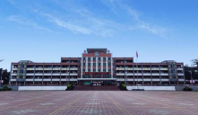 英德市英东中学