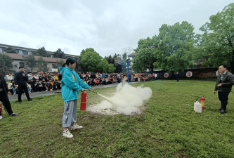 洞口县高沙镇洪茂初级中学