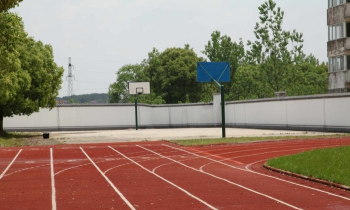 武汉市江夏区宁港中学