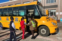 大东区东站小学