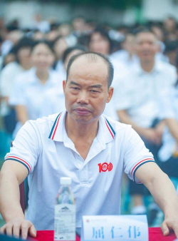 廉江市新民镇新民中学