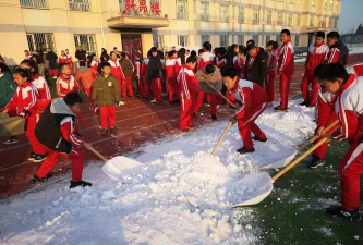 白泥井中心小学