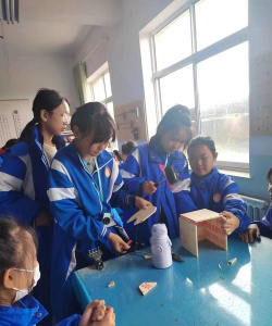 临河区第五小学