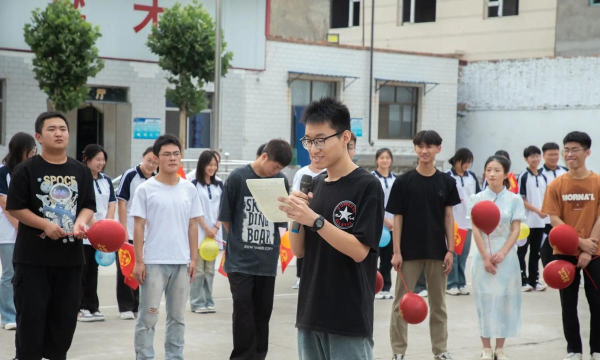 太原市尖草坪区东方学校