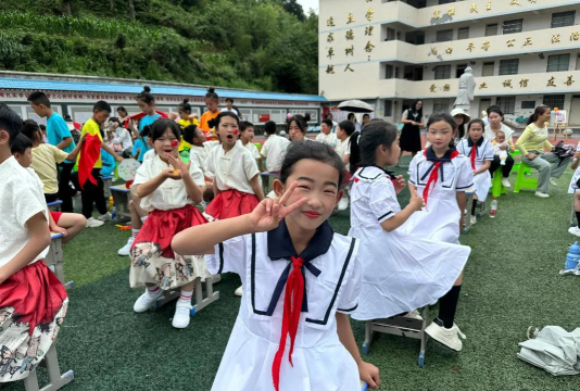 嘉义县鹿草乡鹿草国民小学