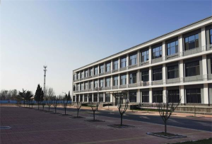 望都县固店初级中学