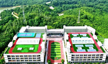 深圳市龙华区博恒实验学校