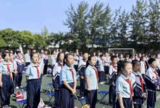 太原市尖草坪区向阳镇傅山中学