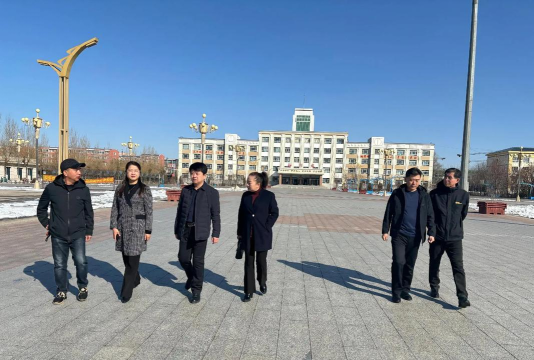 萝北县宝泉岭分局共青中学